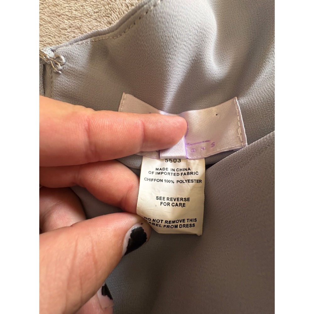 Hayley Paige Occasions Grey Chiffon V-Neck Maxi Bridesmaid Dress 5603 Womens 10 - Picture 7 of 8